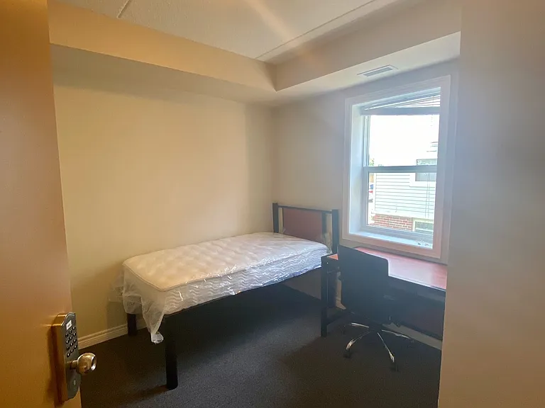 253 Lester St #5 — Photo 15