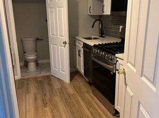 10 Noyes Pl #4, Boston, MA 02113
