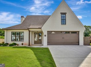 55 Dappers Lndg, Newnan, GA 30265