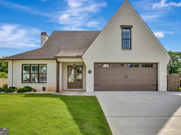 55 Dappers Lndg, Newnan, GA 30265