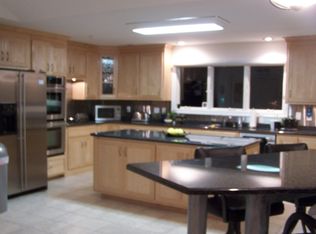 1341 Lakeside Rd, Virginia Beach, VA 23455