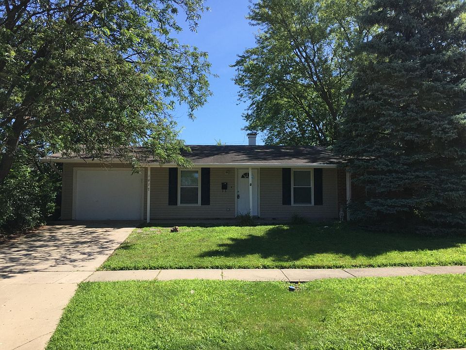 1st image of 1017 Stratford Cir