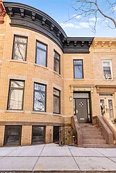 1736 George Street in Ridgewood