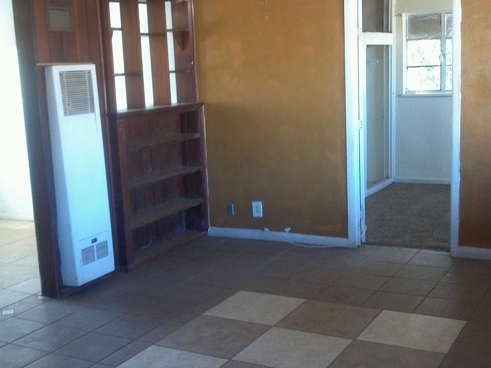 2nd image of 6151 S Morris Blvd