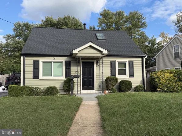 173 Martin Dr, Manassas Park, VA 20111