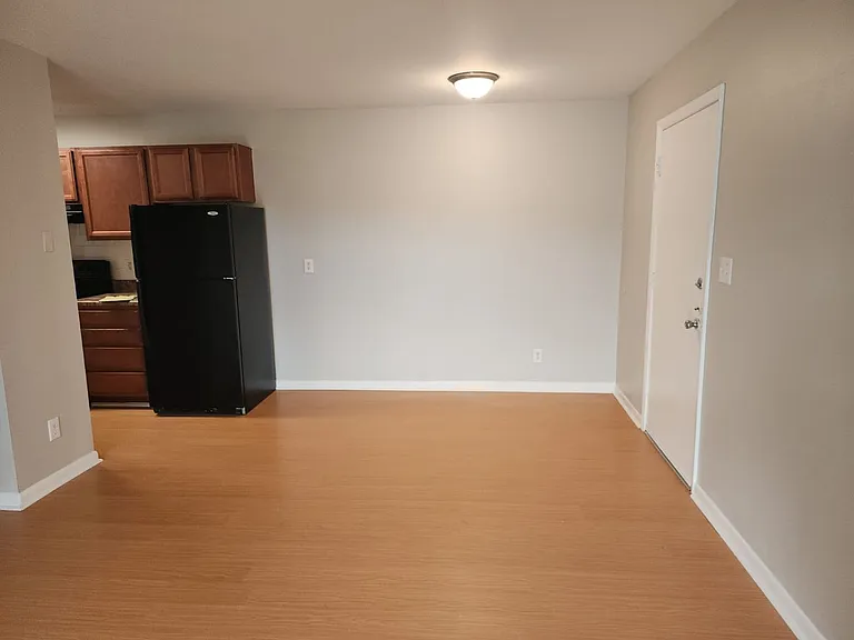 2831 N Ohenry Blvd #C — Photo 6