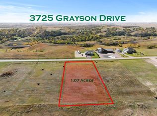 3725 Grayson Dr, Burlington, ND 58722
