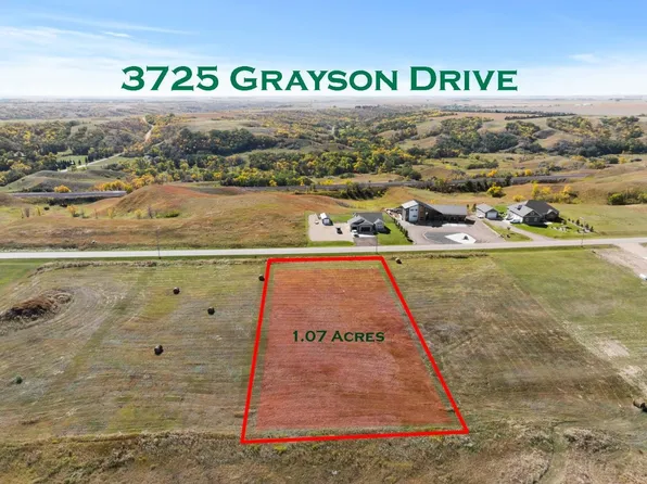 3725 Grayson Dr, Burlington, ND 58722