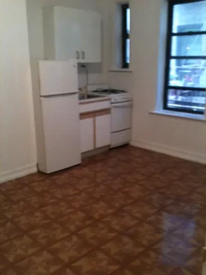 Rented by Anthony Mariano, lreb | media 10