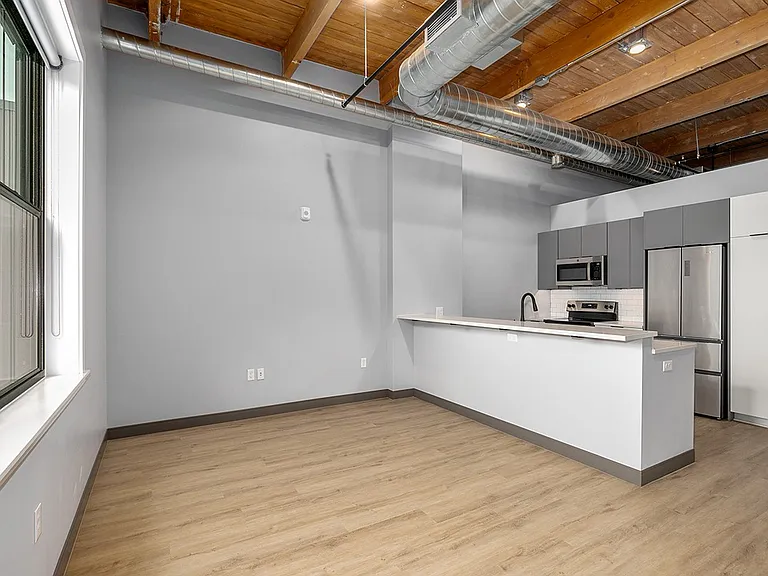 Box Board Lofts — Photo 27