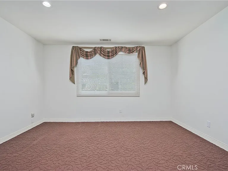 5607 Manley Ct — Photo 31