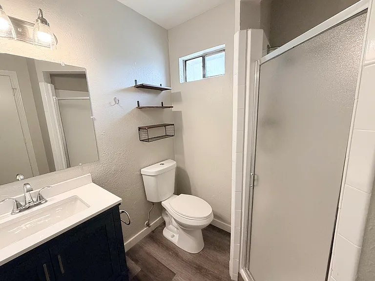 2412 Lakeview Cir #2414 — Photo 18