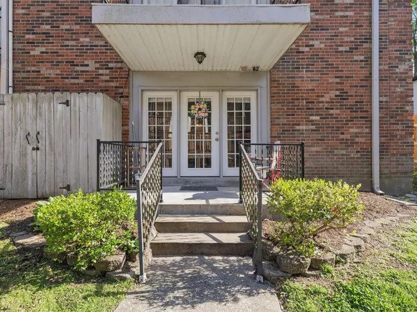 333 E 4th St APT D2, Frankfort, KY 40601