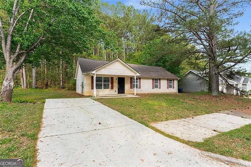 1st image of 700 Thomasville Blvd SE