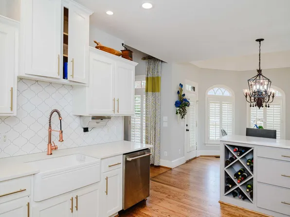 2801 Stonewalk Ct, Zebulon, NC 27597