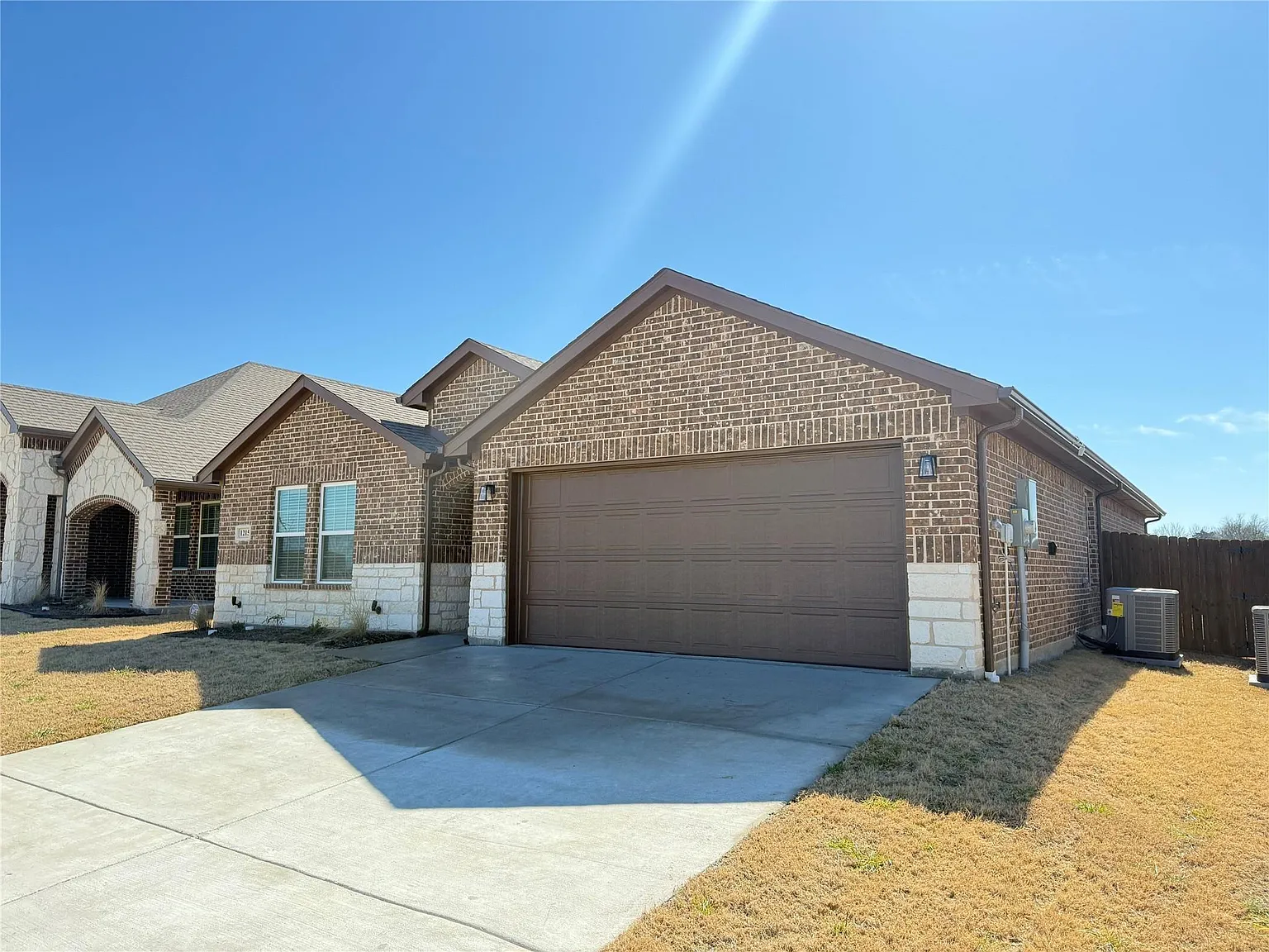 4 bed, 1704 sqft, $2,050 — Photo 3