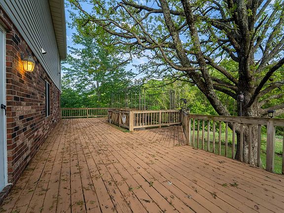 4th image of 2176 New Hope Road
