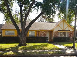 11711 Brighton Ln, Meadows Place, TX 77477