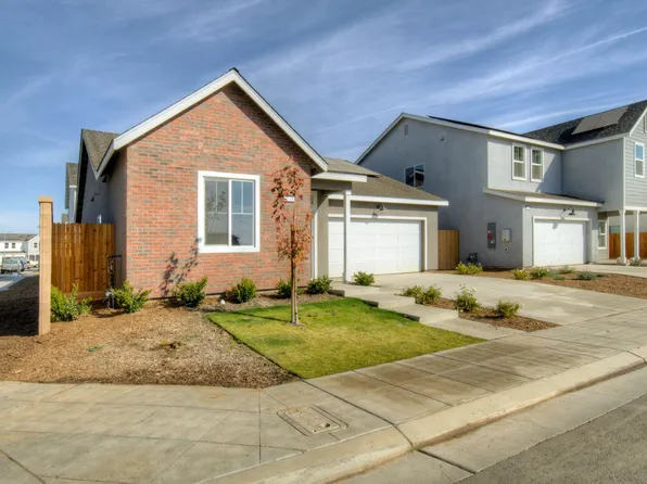 7038 E Amherst Ave, Fresno, CA 93737