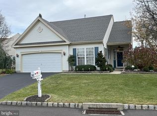 747 S Settlers Cir, Warrington, PA 18976