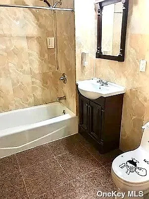 Rented by E Realty International Corp | media 4