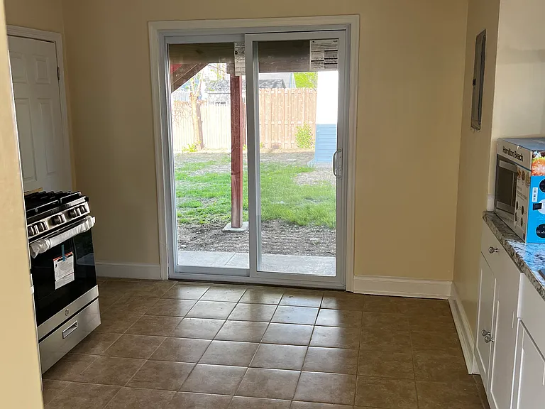 203 Silview Ave #1 — Photo 5