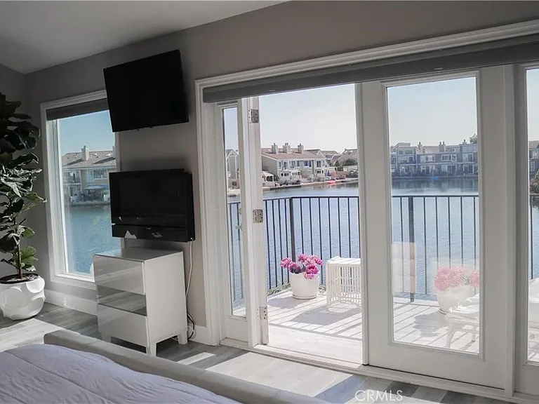 3726 Montego Dr — Photo 14