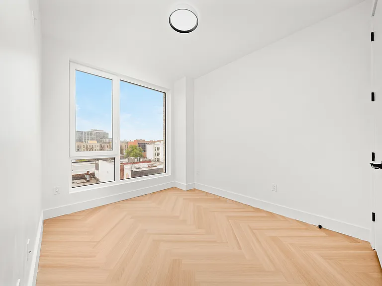 34-16 38th St #1506 — Photo 9