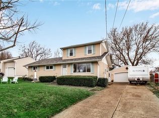 2152 Ganymede Ln, Lake View, NY 14085