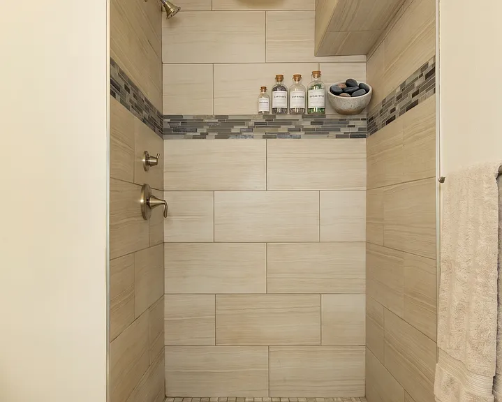 2237 Apartments - Located in the Heart of Ballard — Photo 35