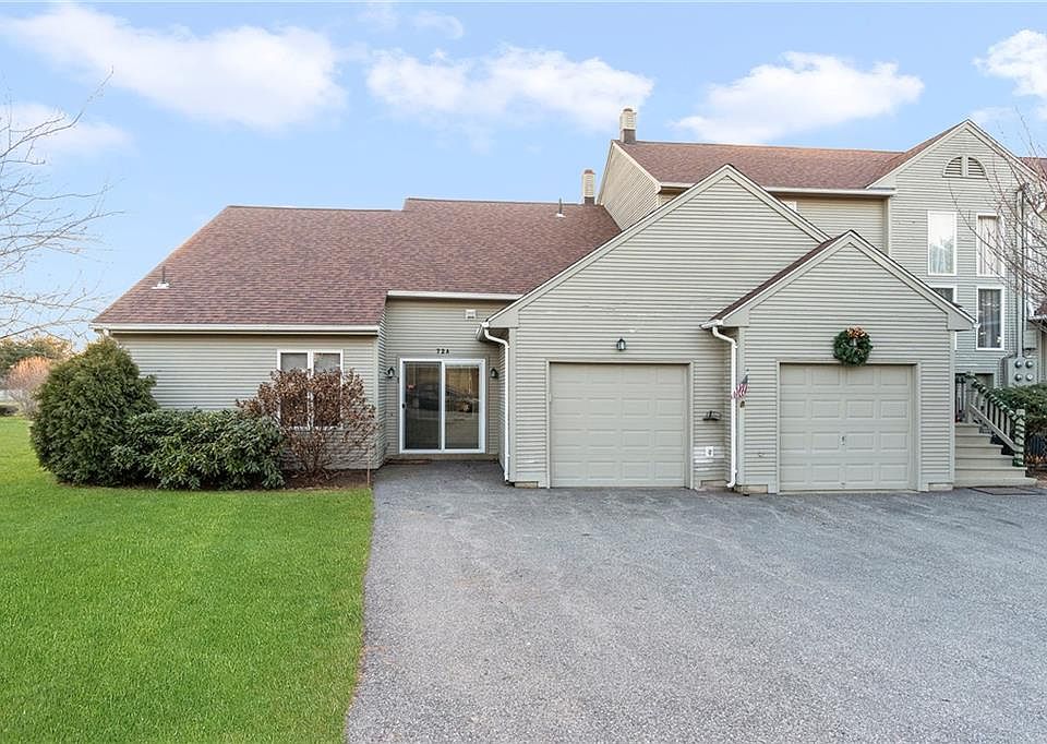 1st image of 72 Hilltop Dr #72A