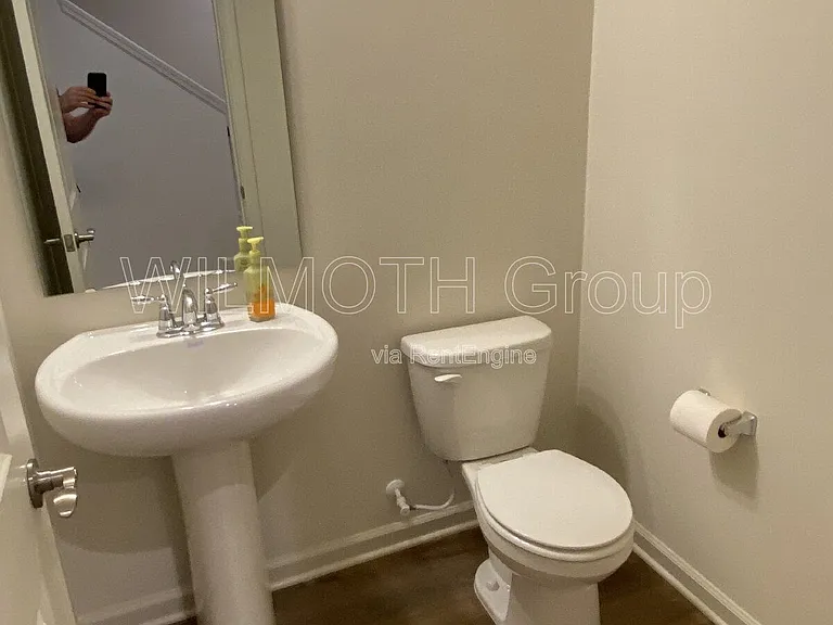 7246 Selah Ln — Photo 12