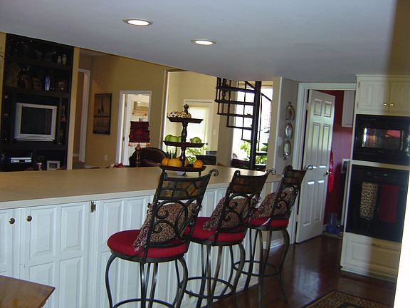 Kitchen Bar Open to LivRm