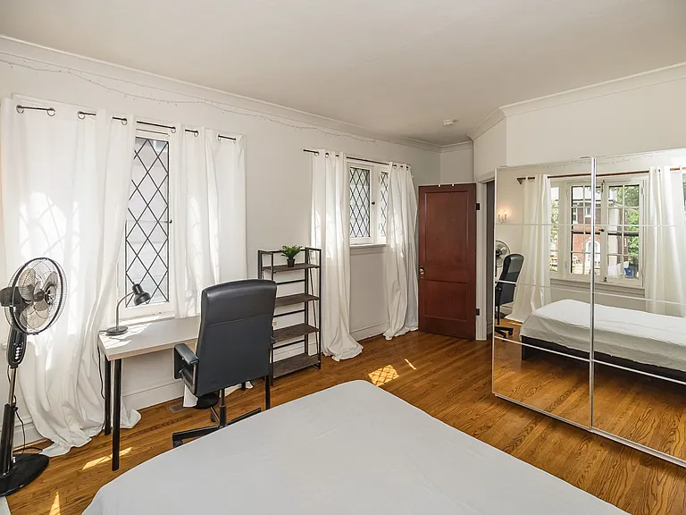 7300 Lindell Blvd — Photo 15