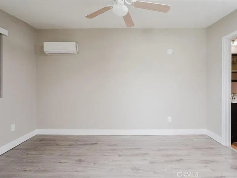 6609 Camellia Ave — Photo 9