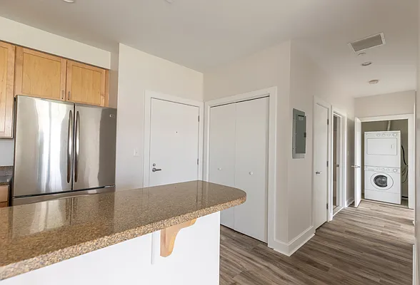 2 bed, 1100 sqft, $2,850 — Photo 4