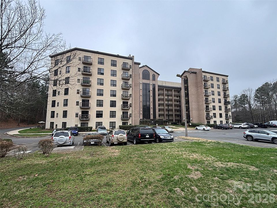 1st image of 211 Heritage Blvd