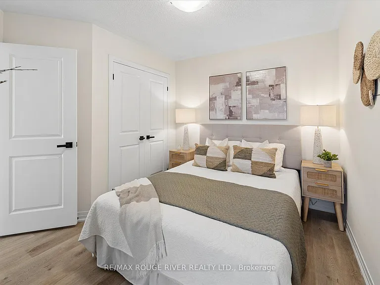 6 Esquire Way — Photo 25