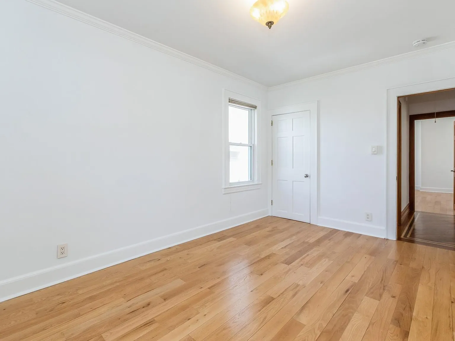2 bed, $4,200 — Photo 4