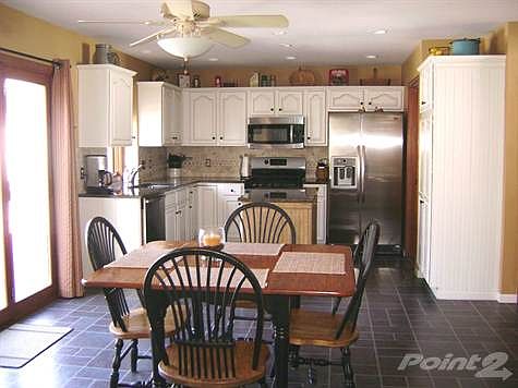 Beautiful Remodeled Kitchen