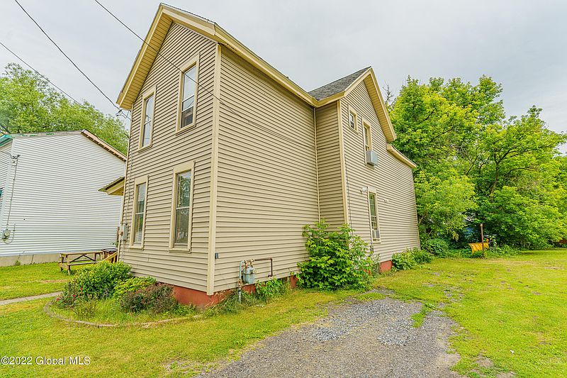 3rd image of 99 W 8th Avenue