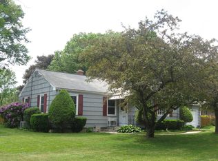 36 Delano Dr, Springfield, MA 01129