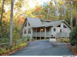 69 Black Walnut Ln, Pisgah Forest, NC 28768