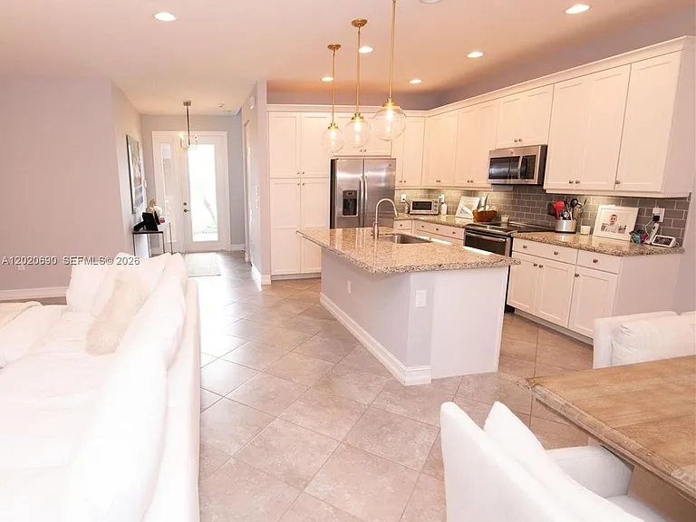 8072 Cactus Quartz Cir — Photo 9