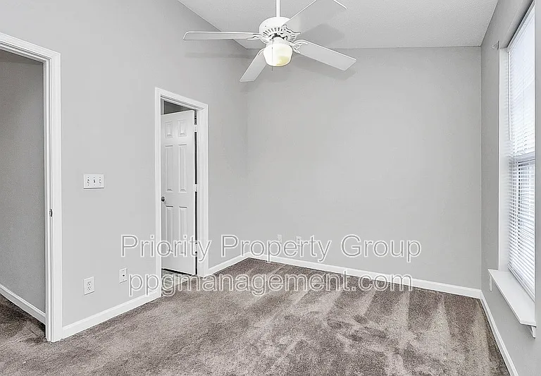 9365 Glenwater Dr #1 — Photo 17