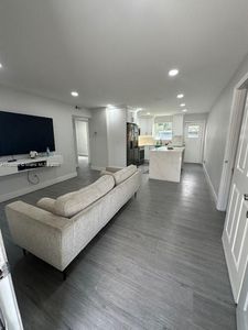 1870 NW 83rd St, Miami, FL, 33147