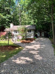 50 Lonaconing Rd, Highland Lakes, NJ, 07422