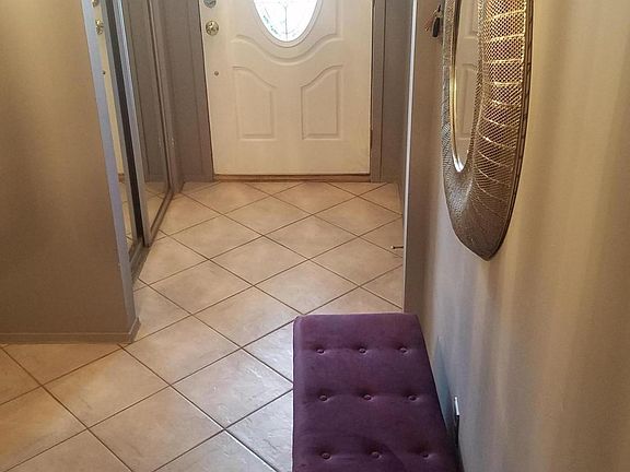 3rd image of 130 Cotter Ave