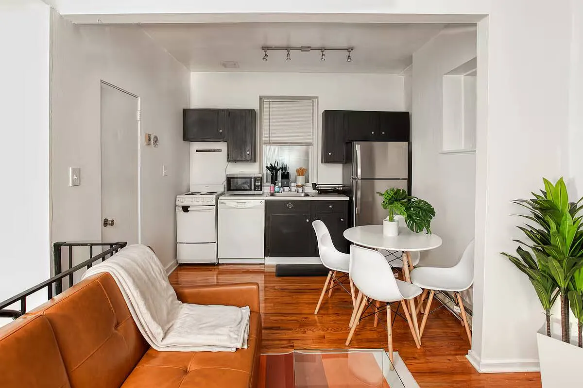 1 bed, 1000 sqft, $2,200 — Photo 4