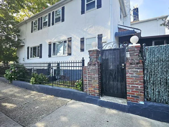 2177 West 7th Street image 4 of 6